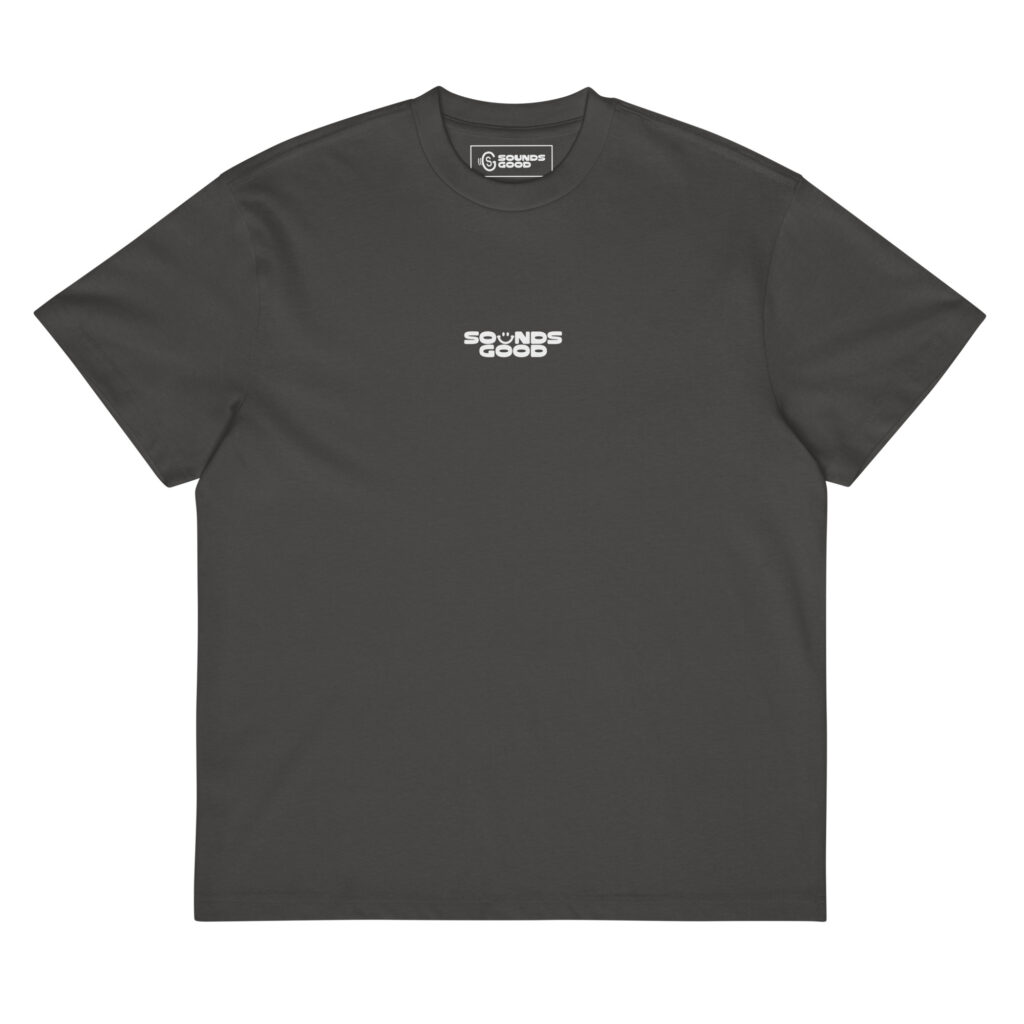 BADGE Tee - Vintage Black / White
